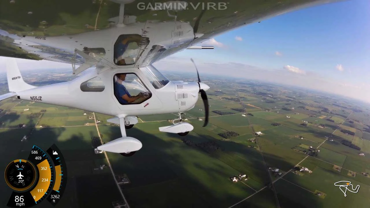 Merlin v letu nad krajinou